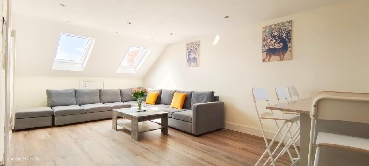 Top Floor Flat 5 Northwood Northwood  Esterno foto