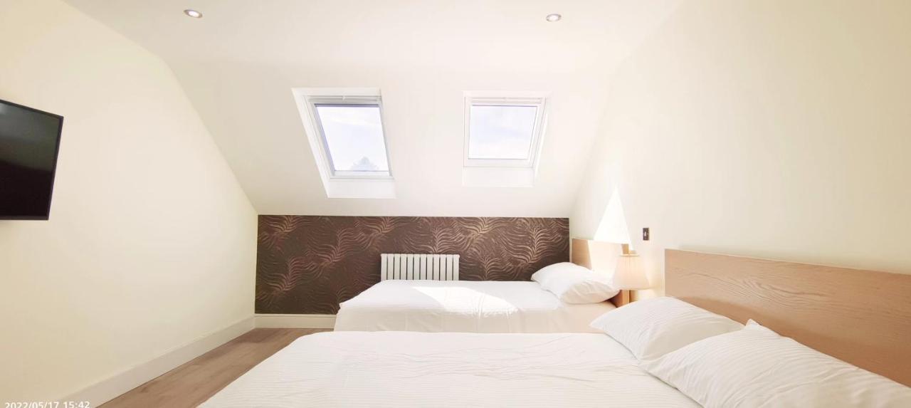 Top Floor Flat 5 Northwood Northwood  Esterno foto
